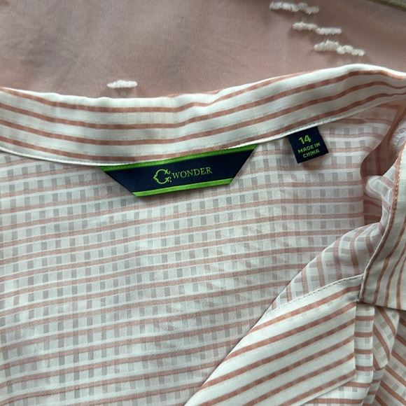 Long tunic type blouse great for summer - Picture 5 of 7